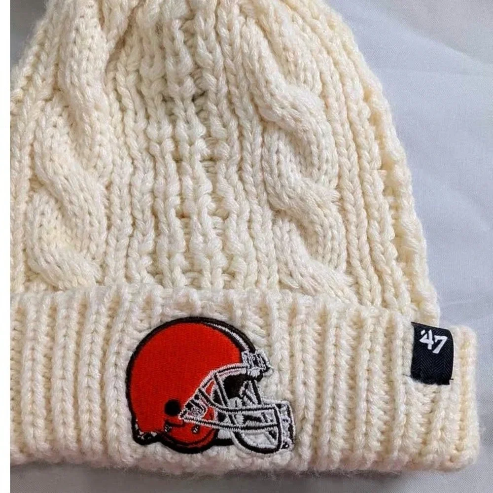 '47 Cleveland Browns Meeko Knit Hat Women OS Cream White Cable Knit Pom‎ Beanie